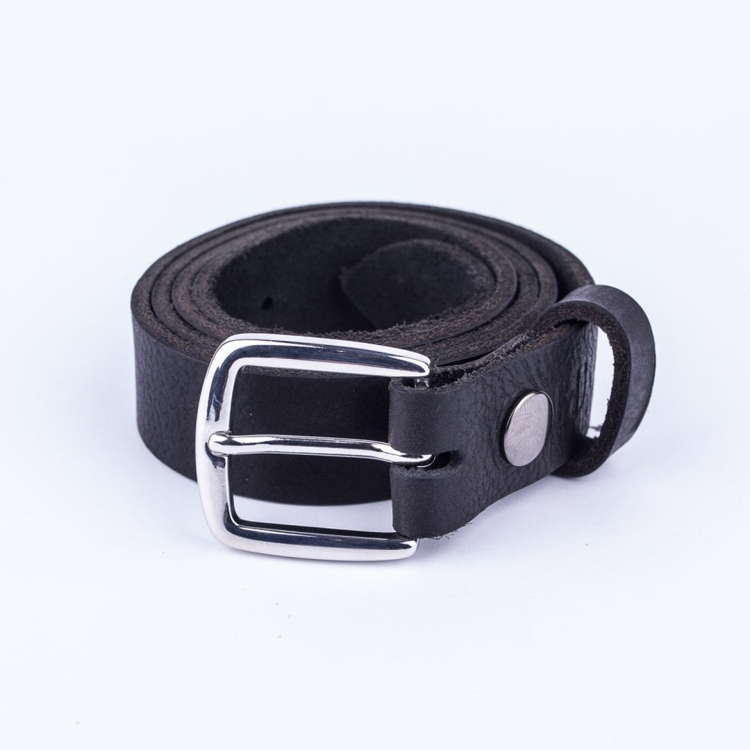 womens black belt with black buckle