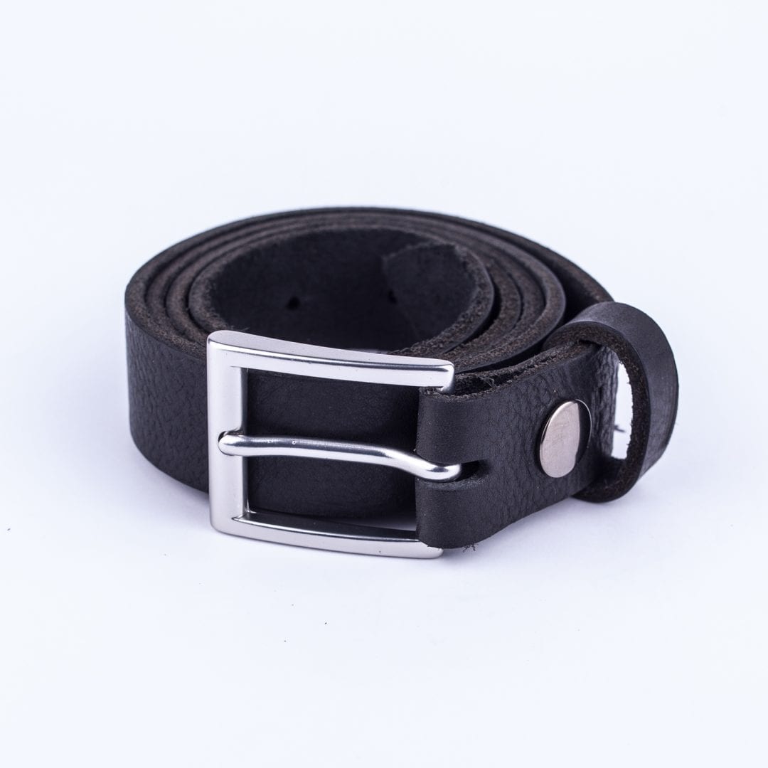 ladies black belt with silver buckle