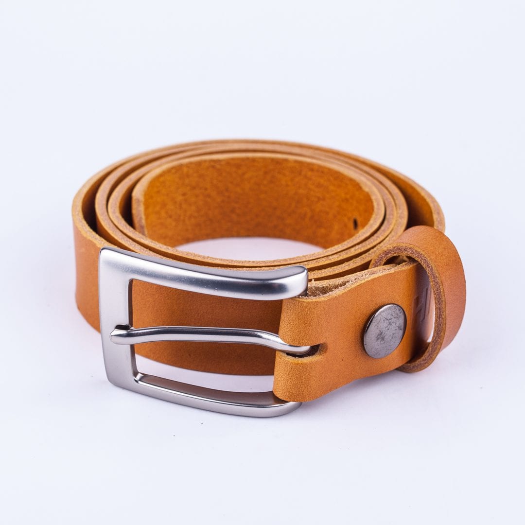 Mens yellow leather dress belt with brushed silver buckle Hip